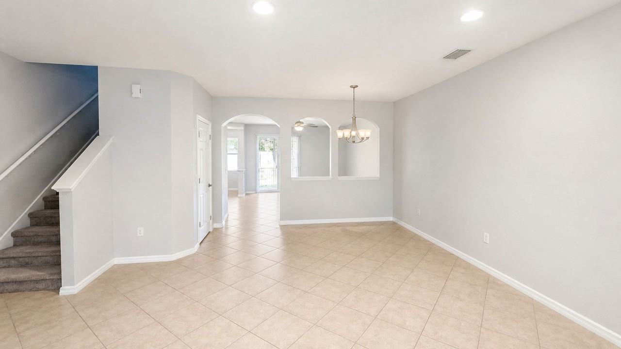 7915 Moonstone Dr #26-105 - Photo 4 of 32