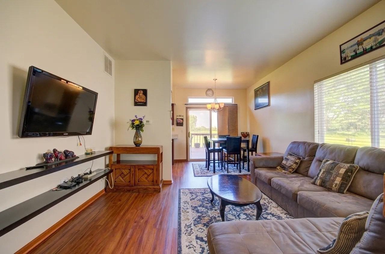 14005 Danbury Dr - Photo 5 of 26