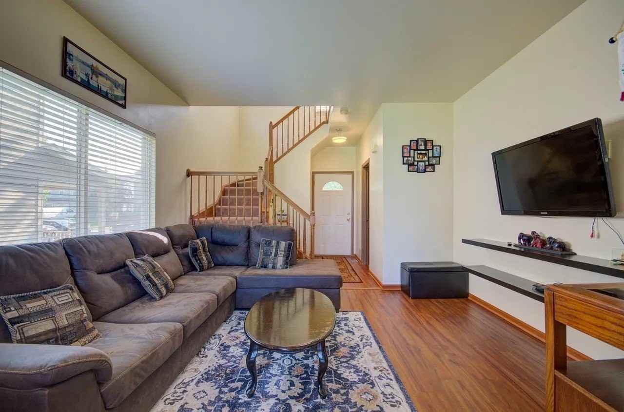 14005 Danbury Dr - Photo 6 of 26