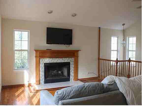 2462 Frost Dr #0 - Photo 5 of 18