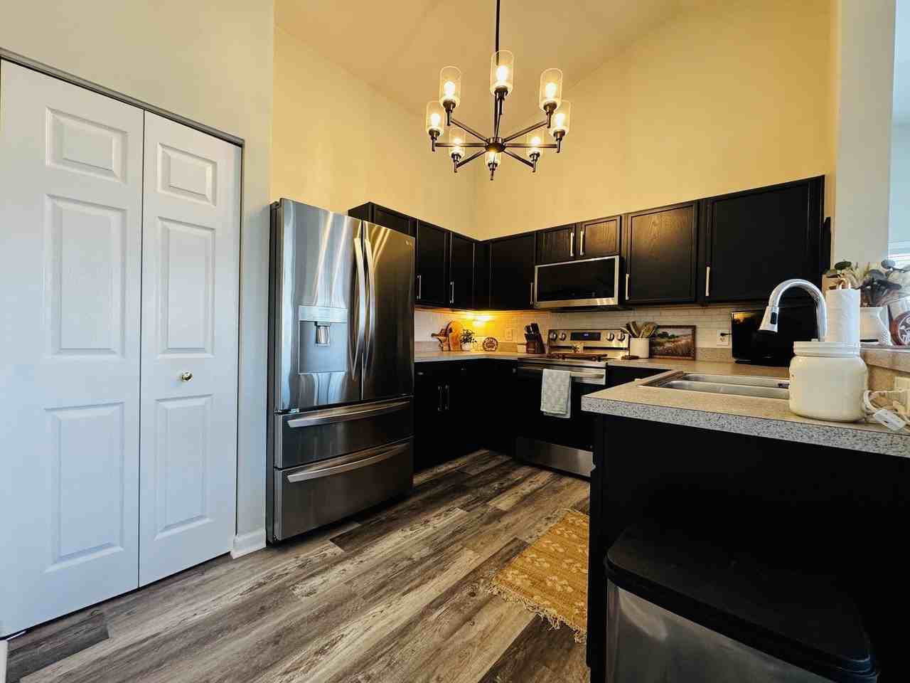 128 Bertram Dr #M - Photo 6 of 17