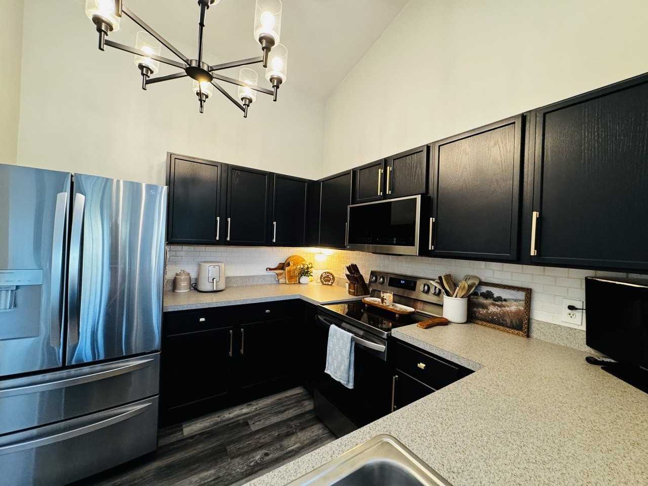 128 Bertram Dr #M - Photo 7 of 17