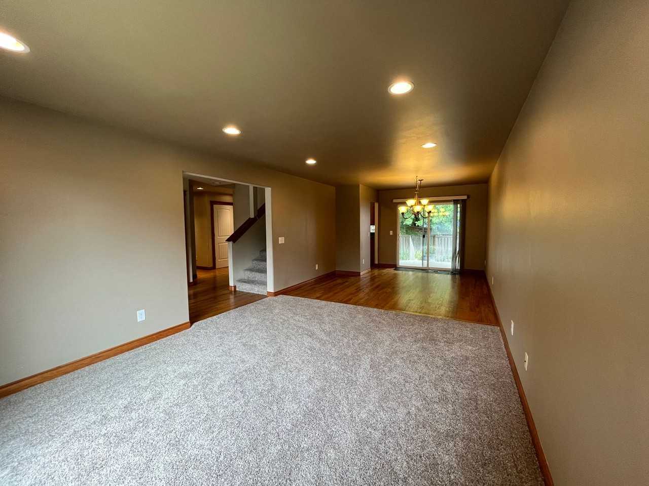 1661 Fruitland Dr - Photo 2 of 28