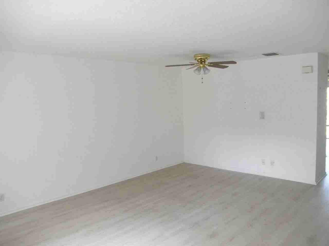 798 Summit Lake Dr - Photo 4 of 21