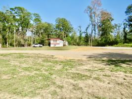 featured image of 28262 Pecan St