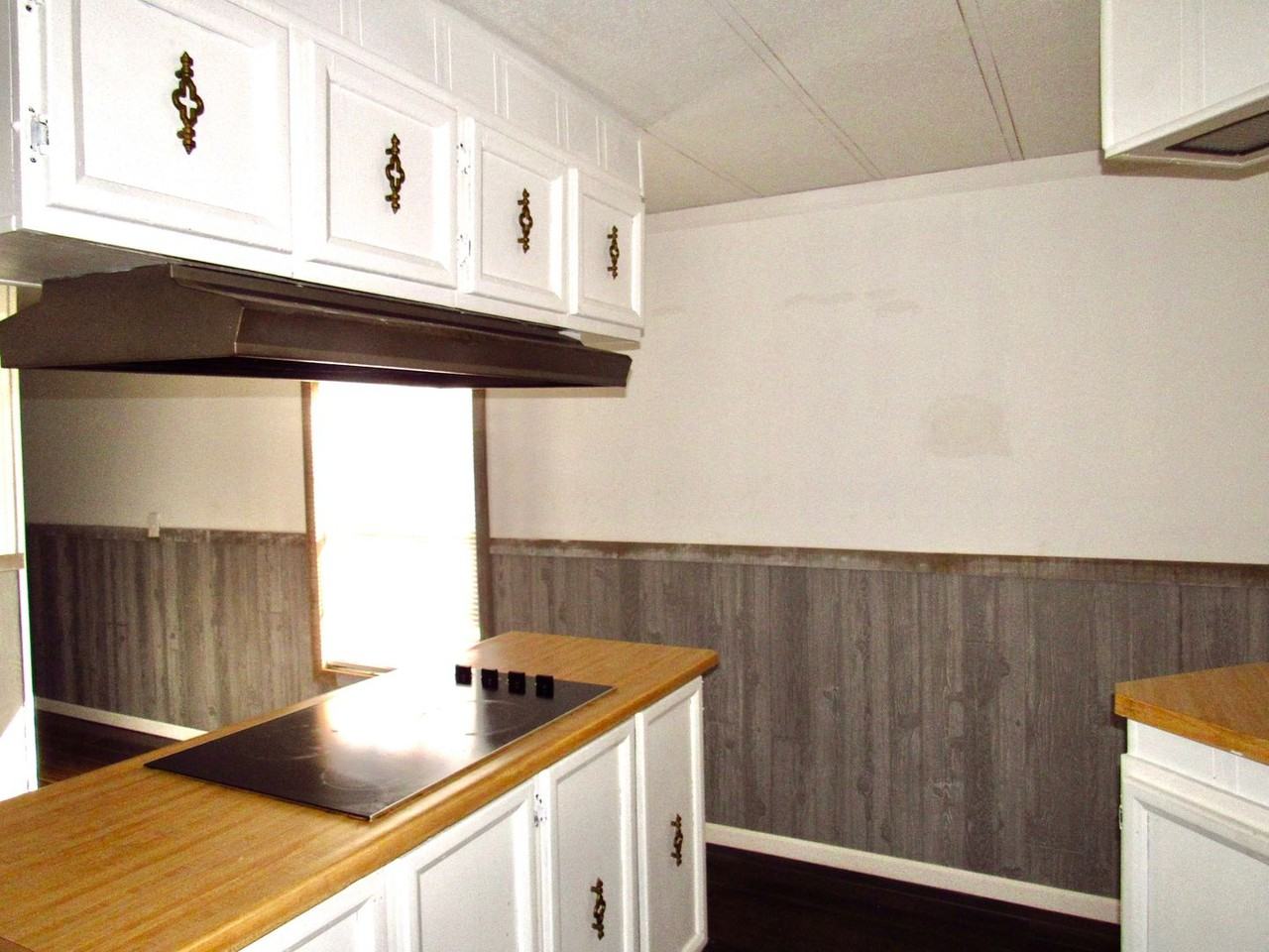 28262 Pecan St - Photo 7 of 11