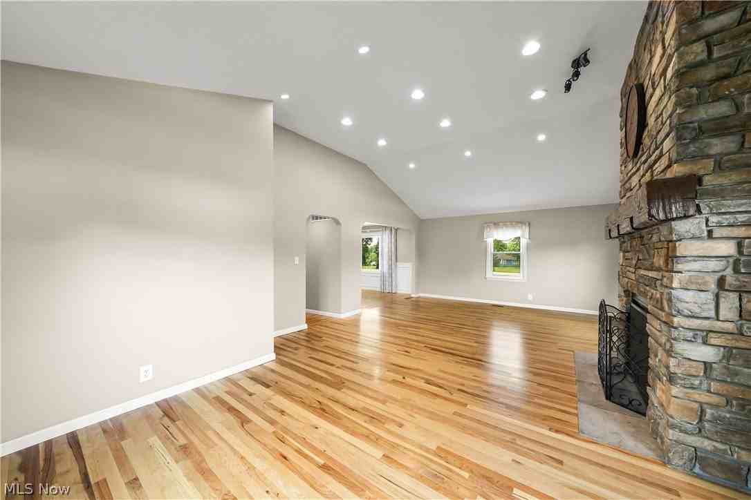 9208 Page Rd - Photo 6 of 34