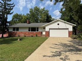 475 Meadowlane Rd - Photo 1 of 1