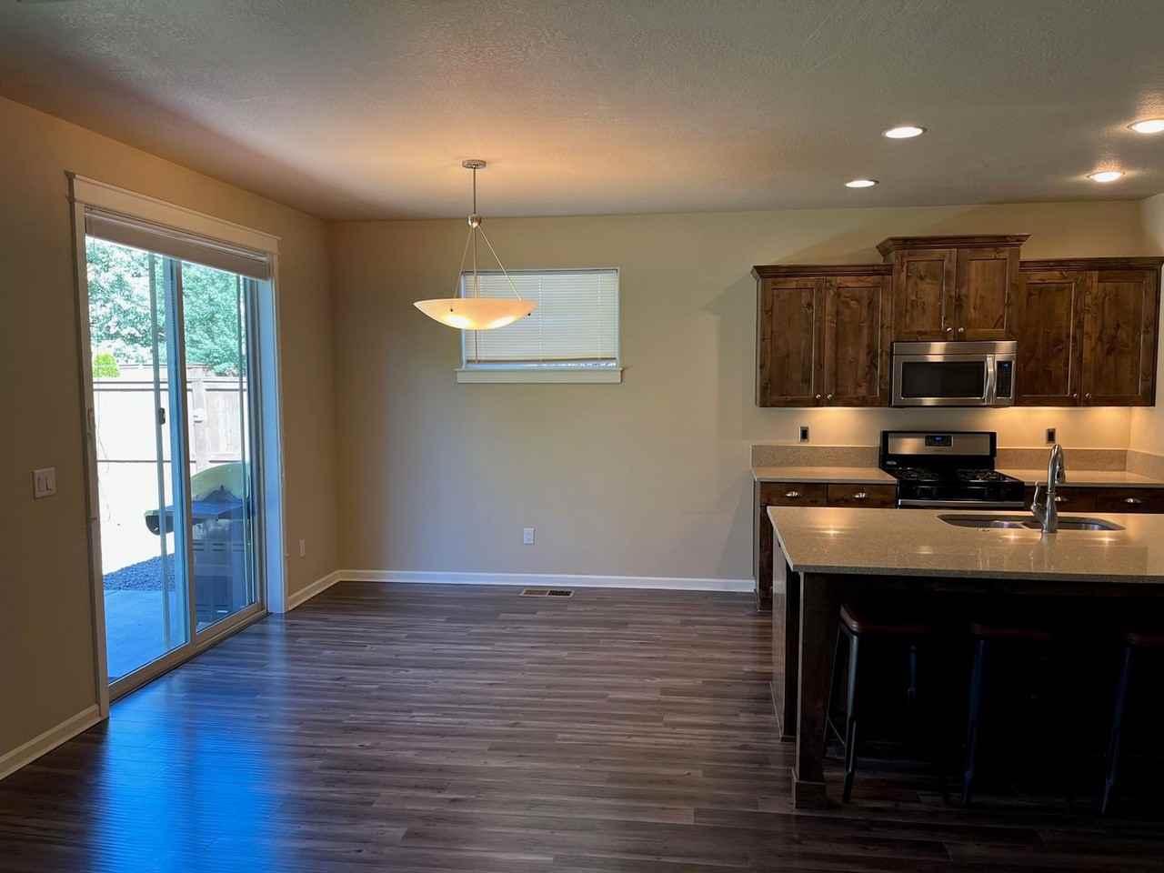 3622 Birddog Dr - Photo 4 of 12