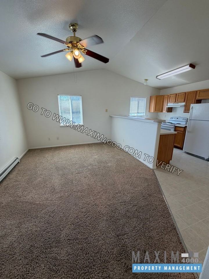 1128 E Carolina Ave #3 - Photo 3 of 14