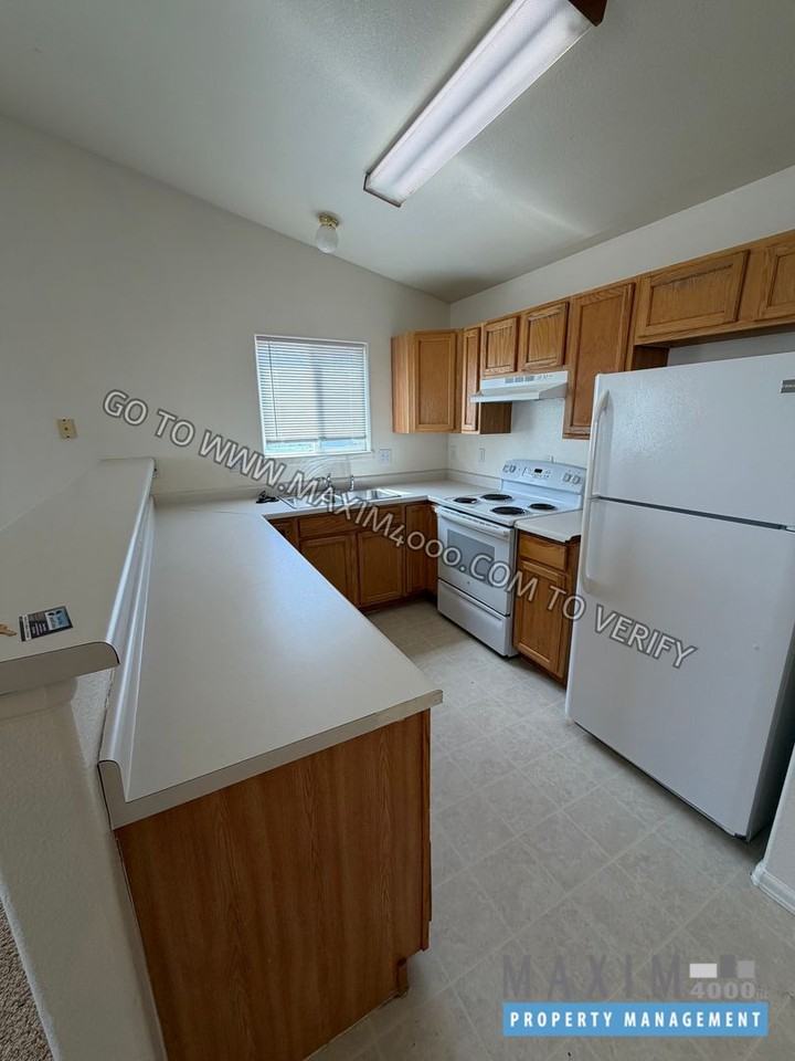 1128 E Carolina Ave #3 - Photo 5 of 14