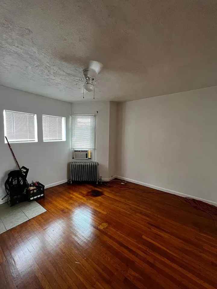 926 E Stafford St - Photo 7 of 20