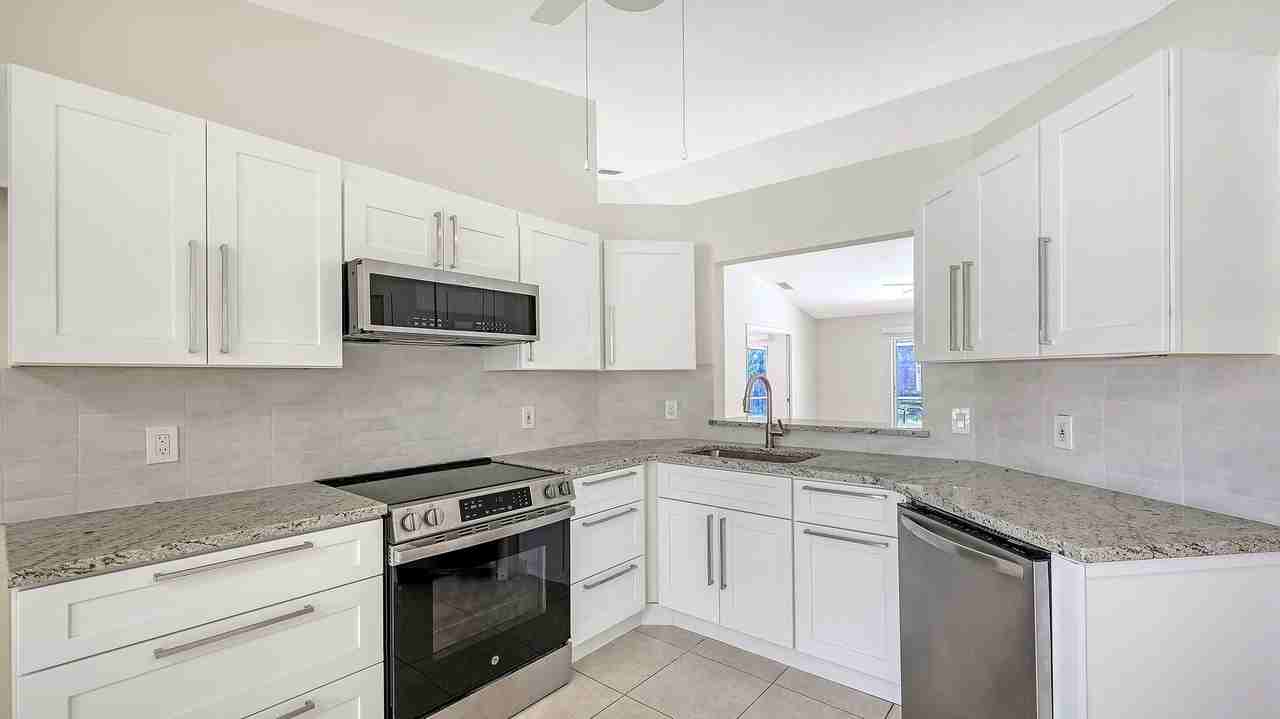 7164 Java Dr - Photo 7 of 17