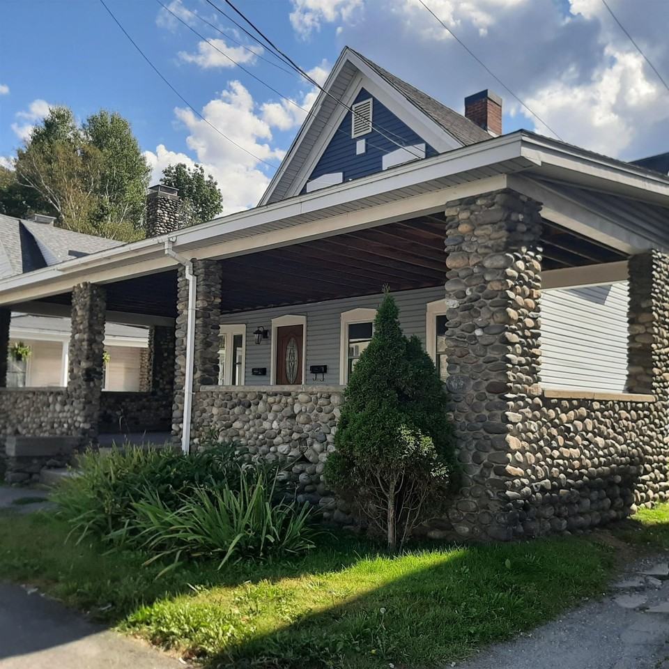 10 Parsons St - Photo 2 of 16
