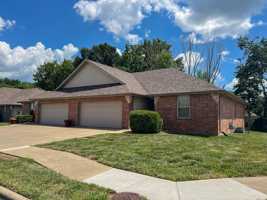 featured image of 2945 W Cardinal St