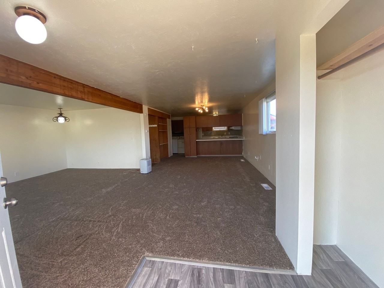 2602 Eide St - Photo 3 of 26