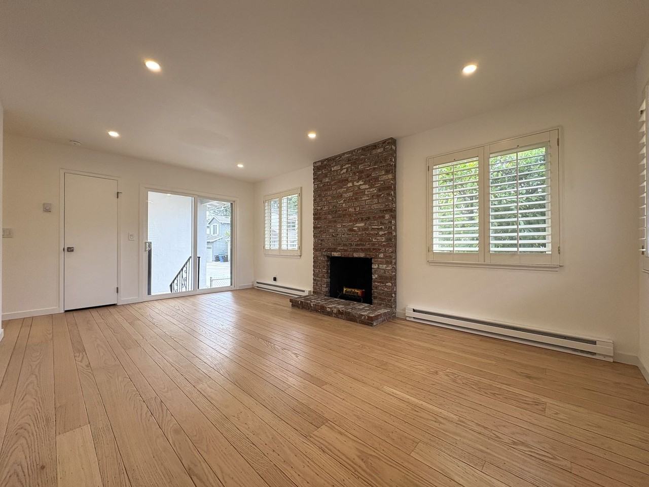 229 Bryant St - Photo 3 of 18
