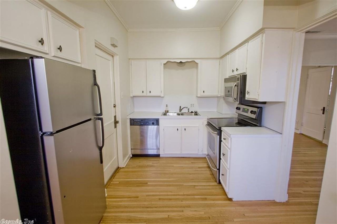 1315 Kavanaugh Blvd - Photo 6 of 12
