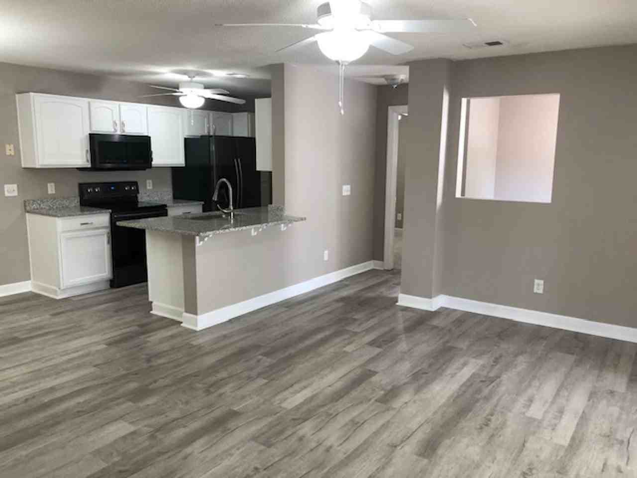 4384 Daphne Ln - Photo 6 of 50