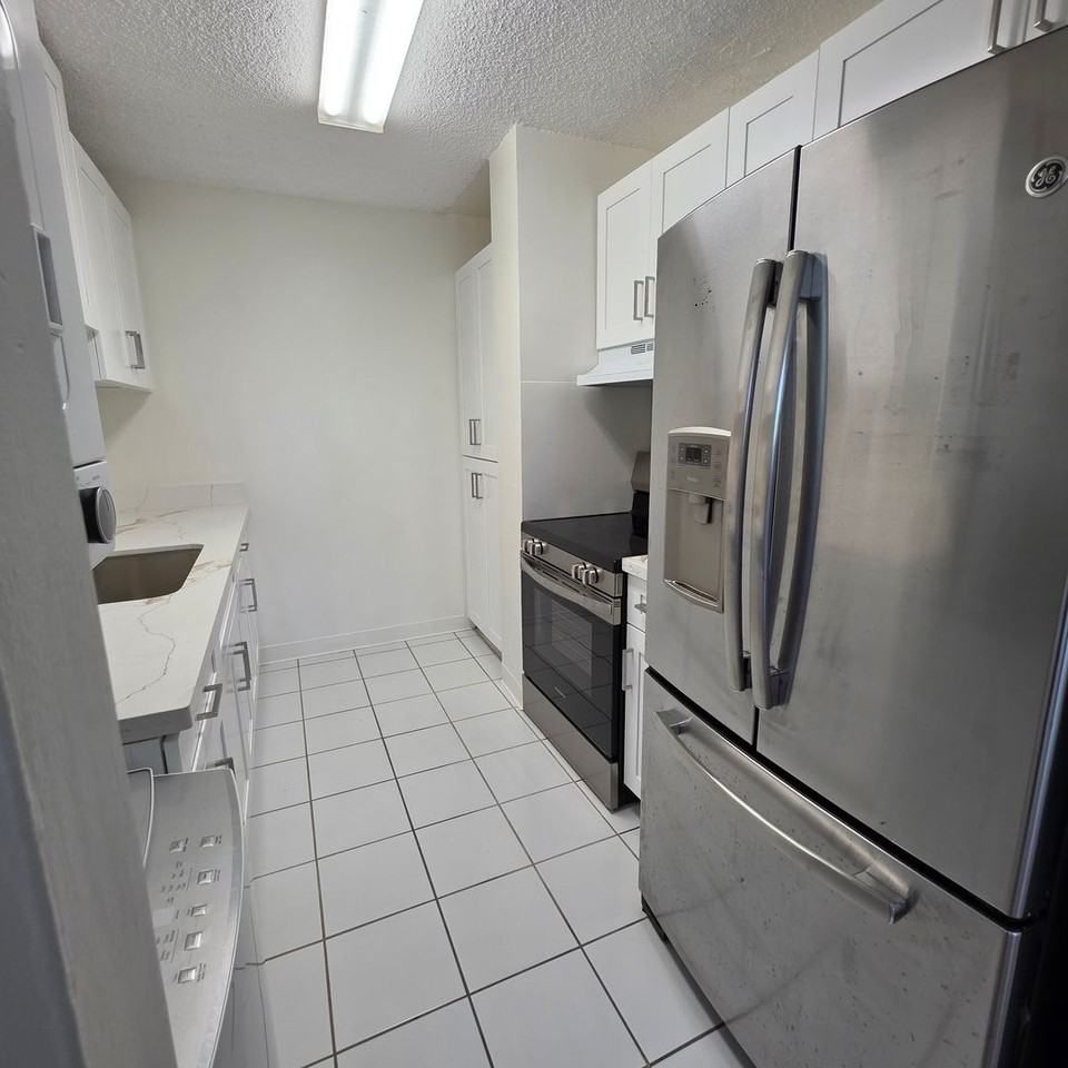 98-1042 Moanalua Rd #2-204 - Photo 3 of 21