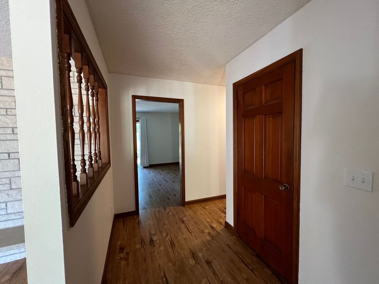 5005 Eureka Way - Photo 3 of 38