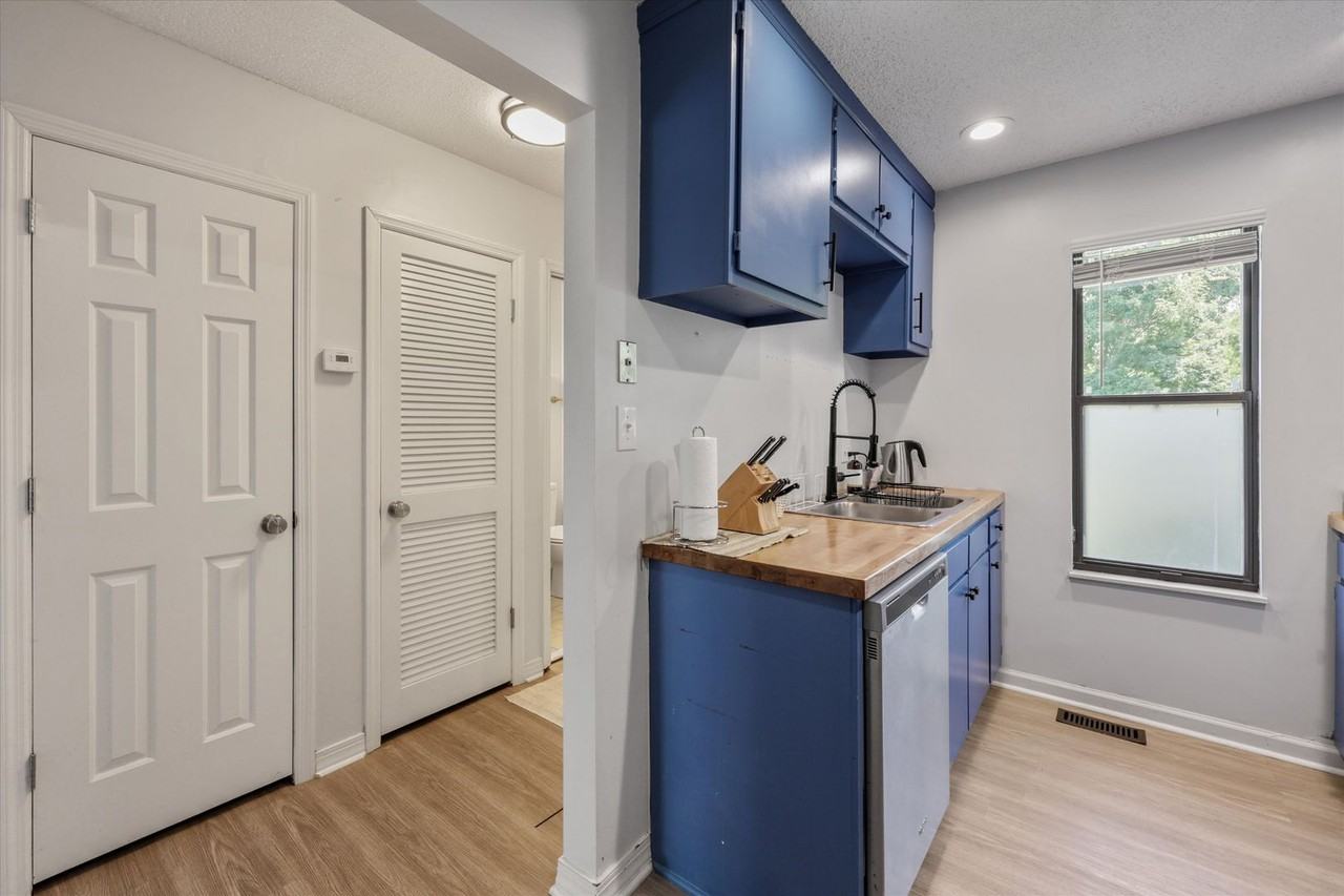 621 Idlewood Ln - Photo 7 of 26