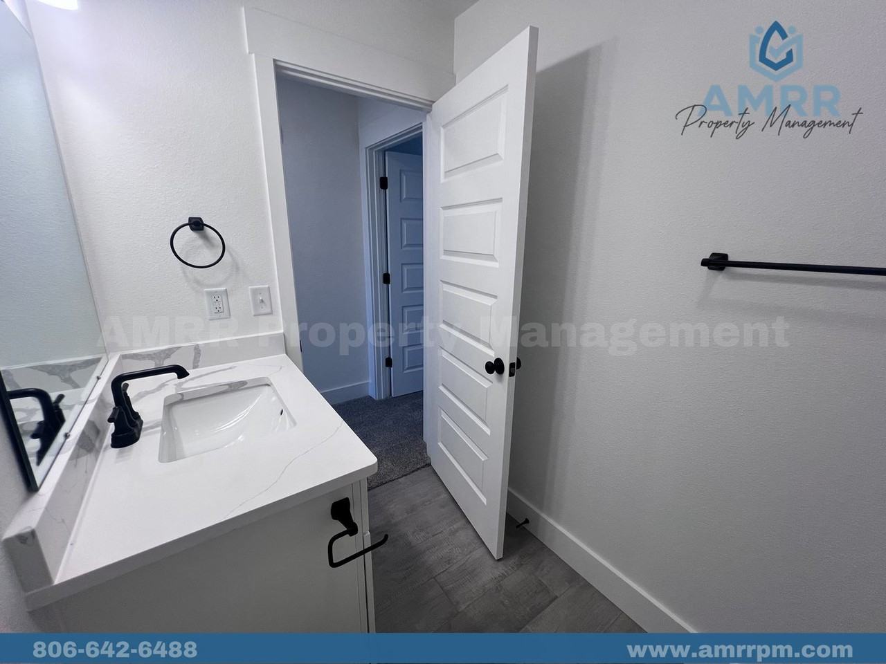 337 E Greystone Sq - Photo 2 of 38