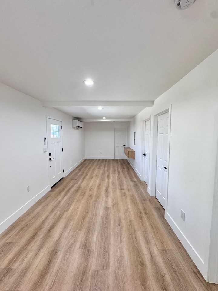 3781 Green Ave #5 - Photo 6 of 25