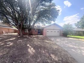 2703 Mark Ln - Photo 1 of 1