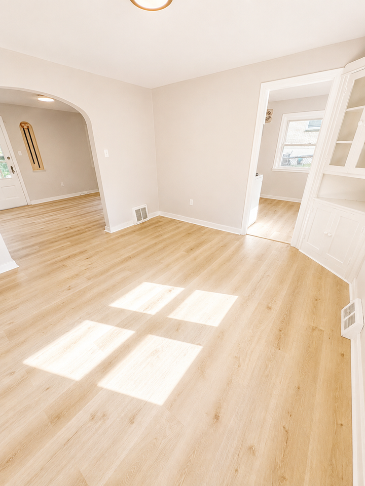 352 Orin St - Photo 6 of 35