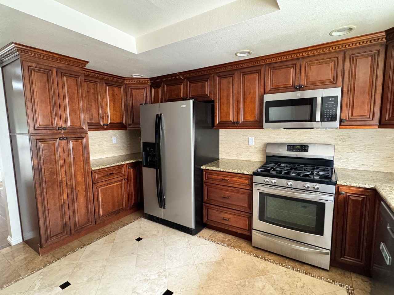 2300 Maple Ave #190 - Photo 5 of 30