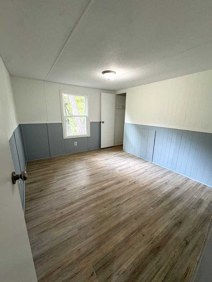 2071 Sugar Creek Rd - Photo 6 of 7