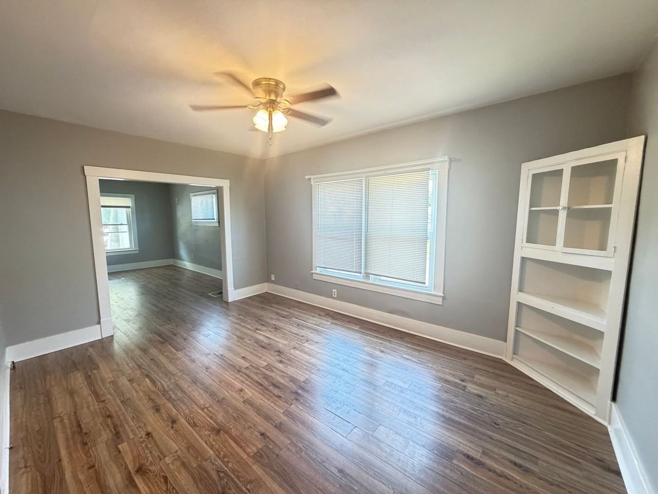 101 E Garrett St - Photo 5 of 19