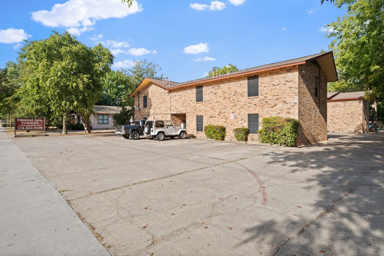 1108 N Elm St #3