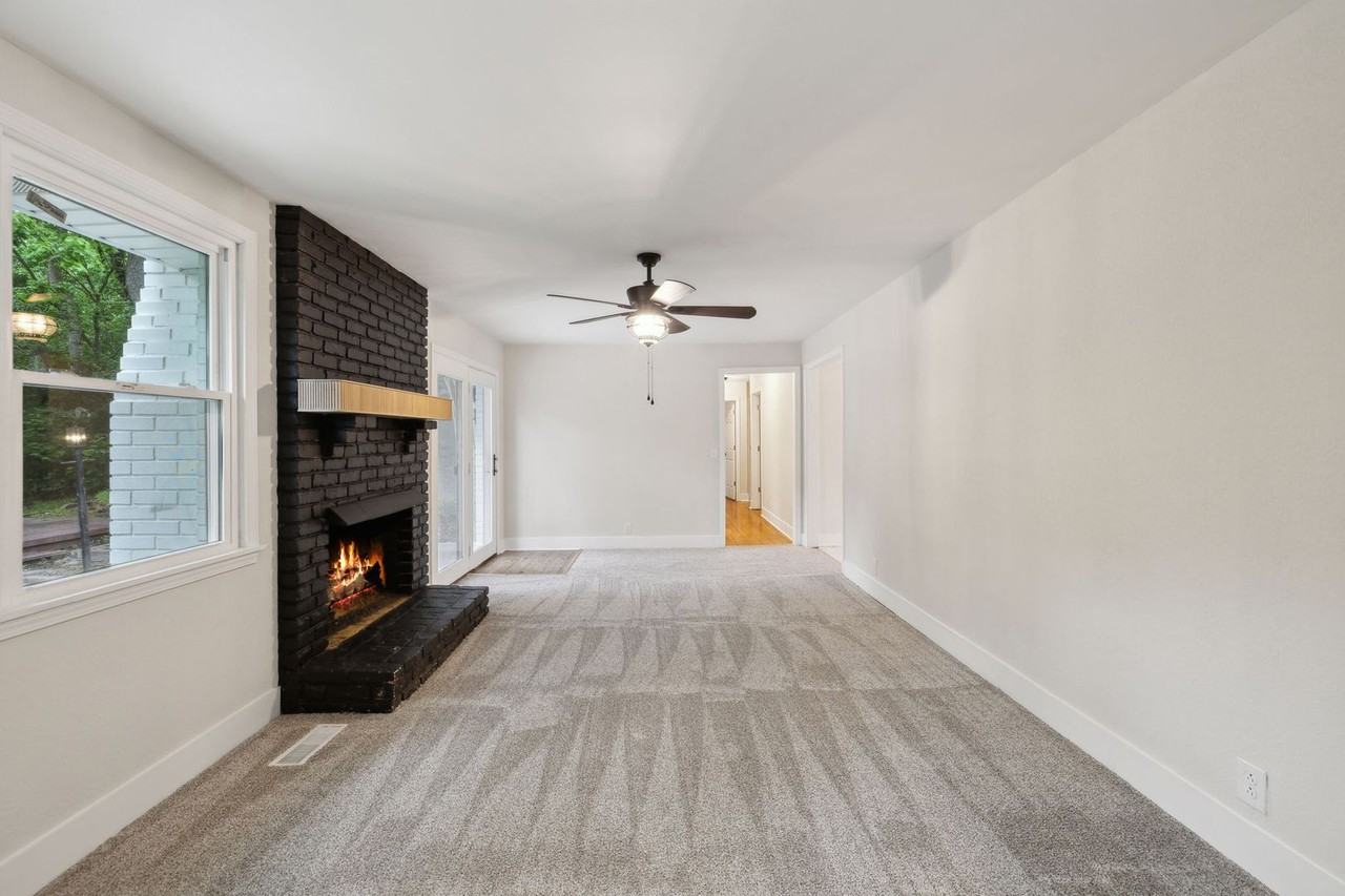 909 Plateau Pkwy - Photo 6 of 24