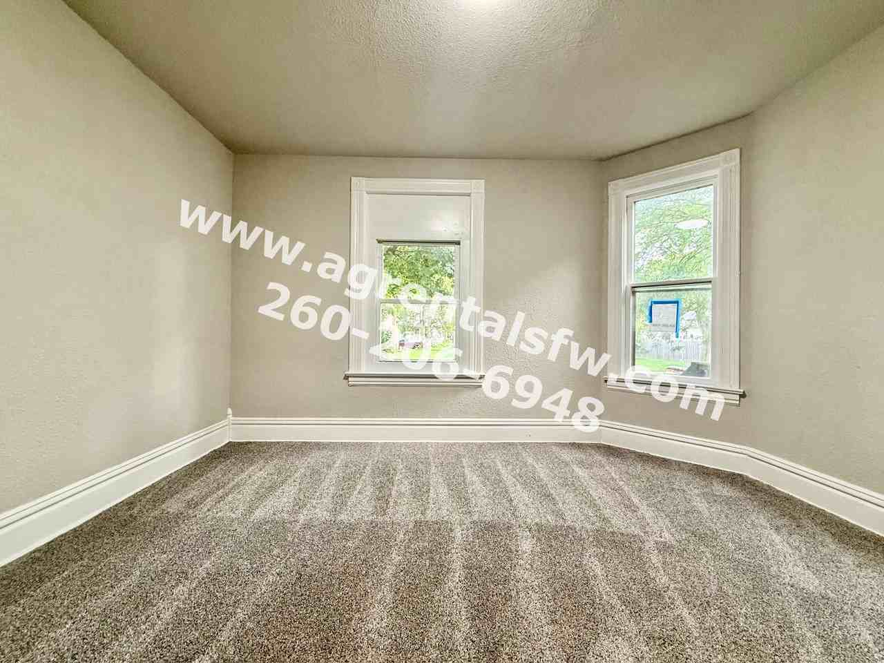 432 W Butler St - Photo 3 of 15