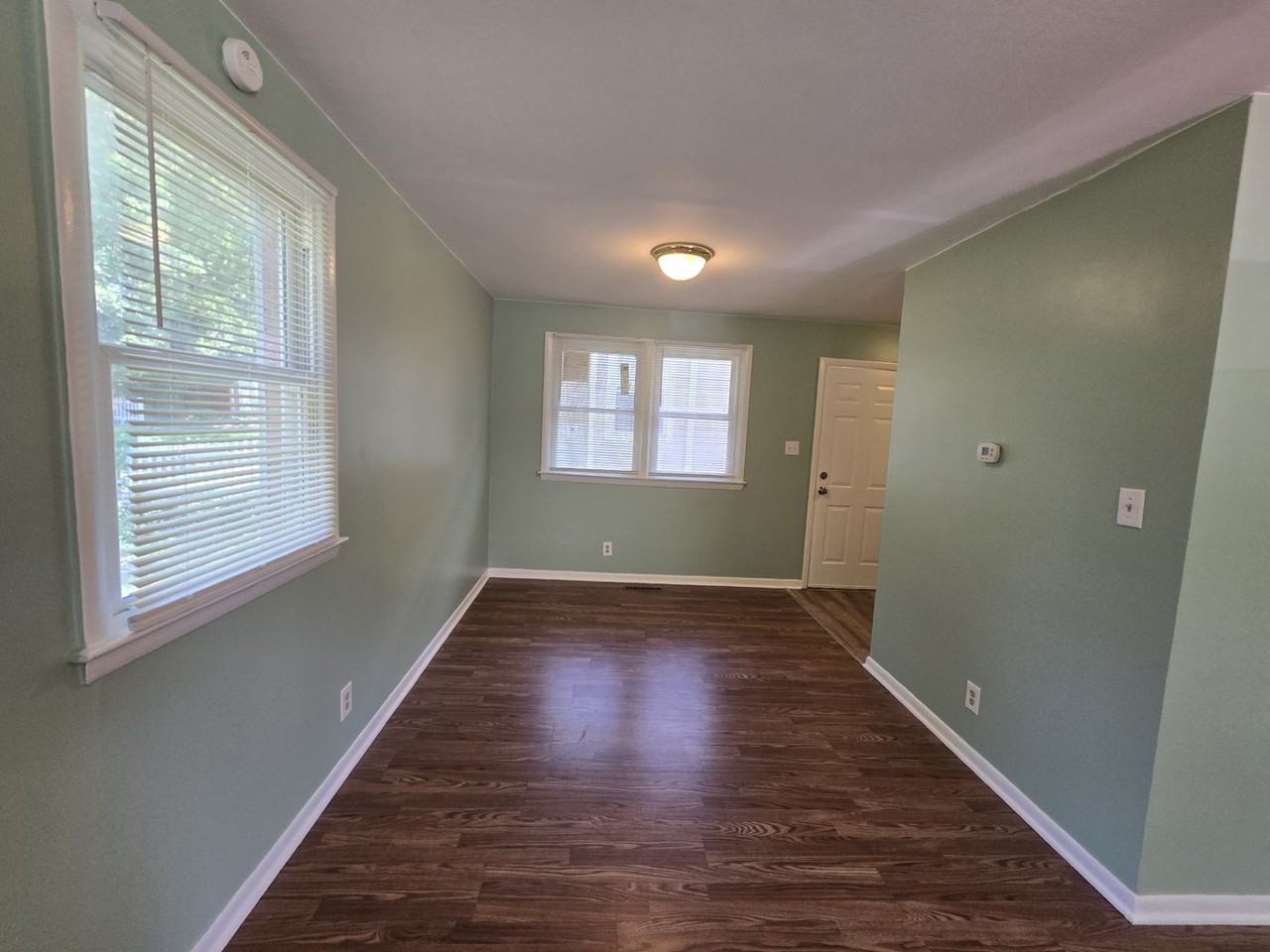 700 Bluford St - Photo 3 of 13
