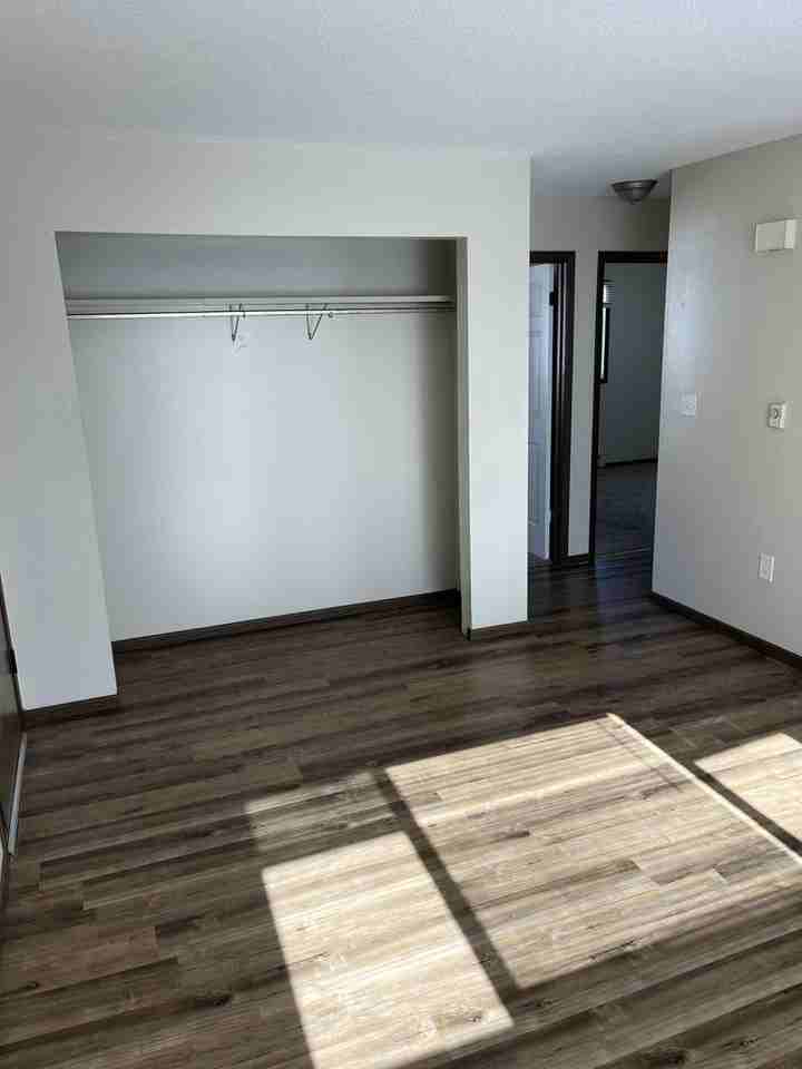 200 9th Ave Nw - Photo 3 of 10