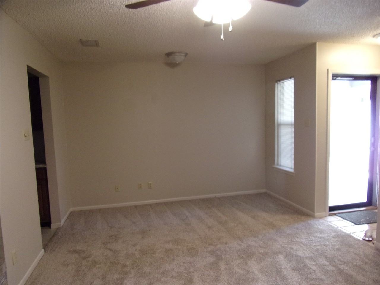 22 Crossroads Dr - Photo 3 of 14