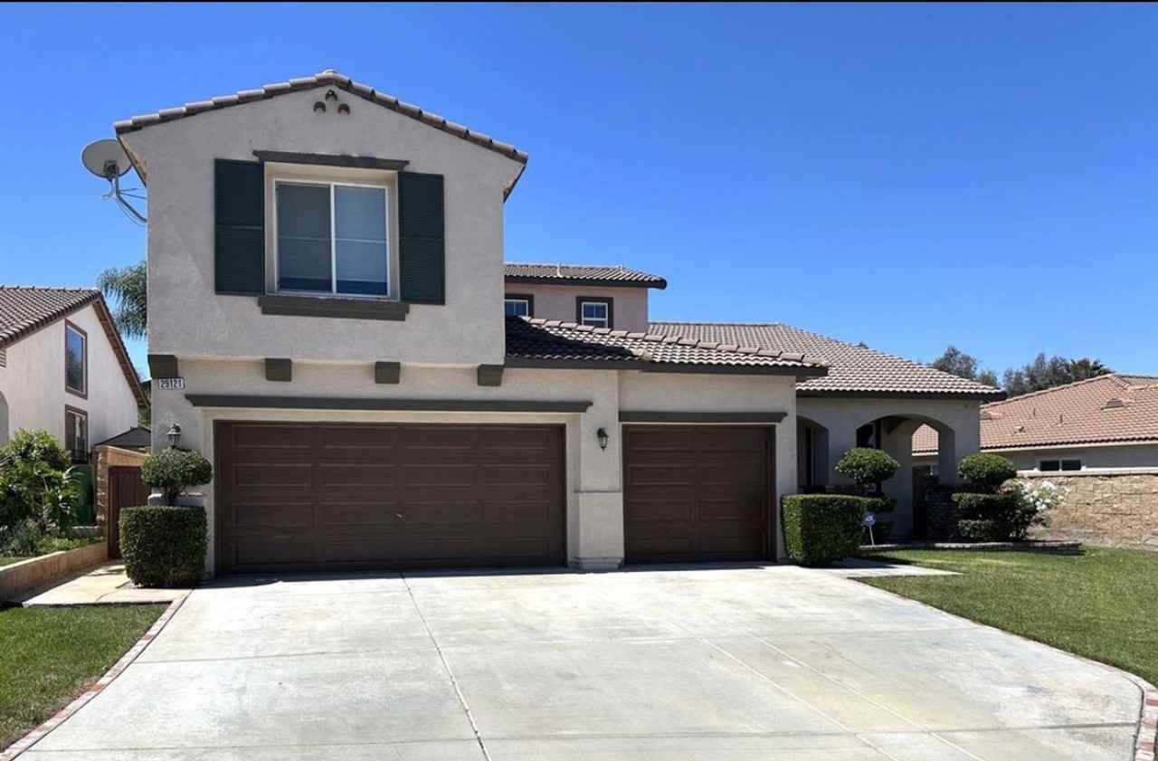 29121 Shadow Hills St - Photo 3 of 19