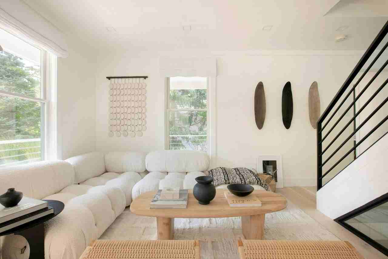 42 Knoll Rd - Photo 4 of 27