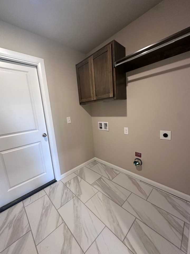 3713 Se 81st St - Photo 5 of 14