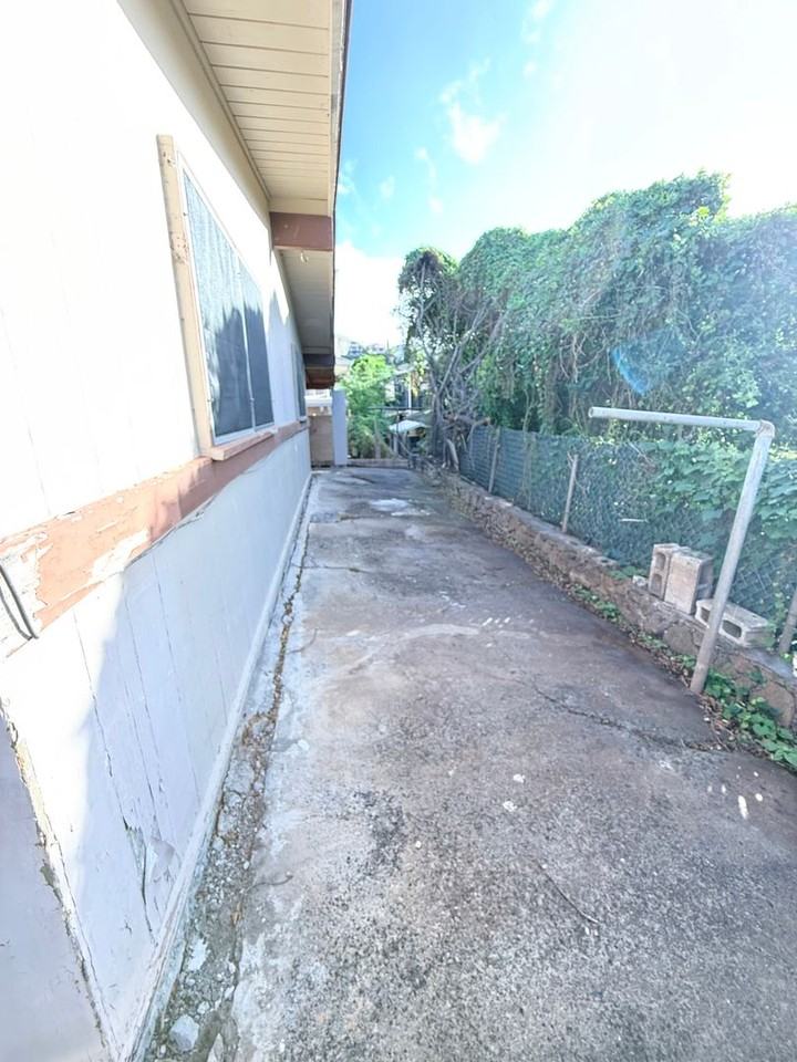 3842A Salt Lake Blvd - Photo 6 of 7