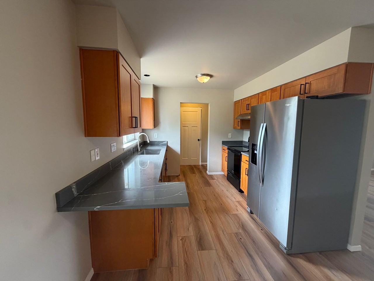 214 Washington Blvd - Photo 3 of 18