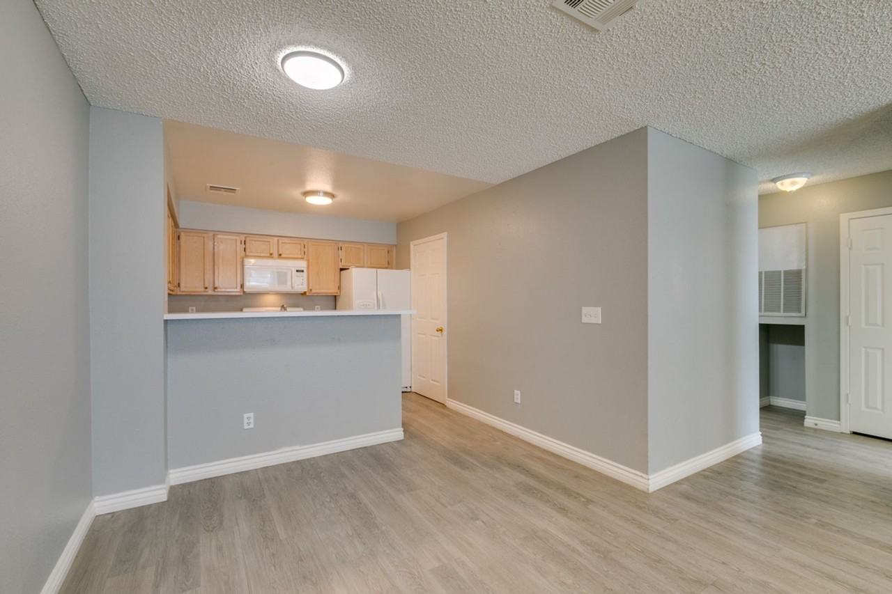 2117 Willowbury Dr #D - Photo 3 of 40