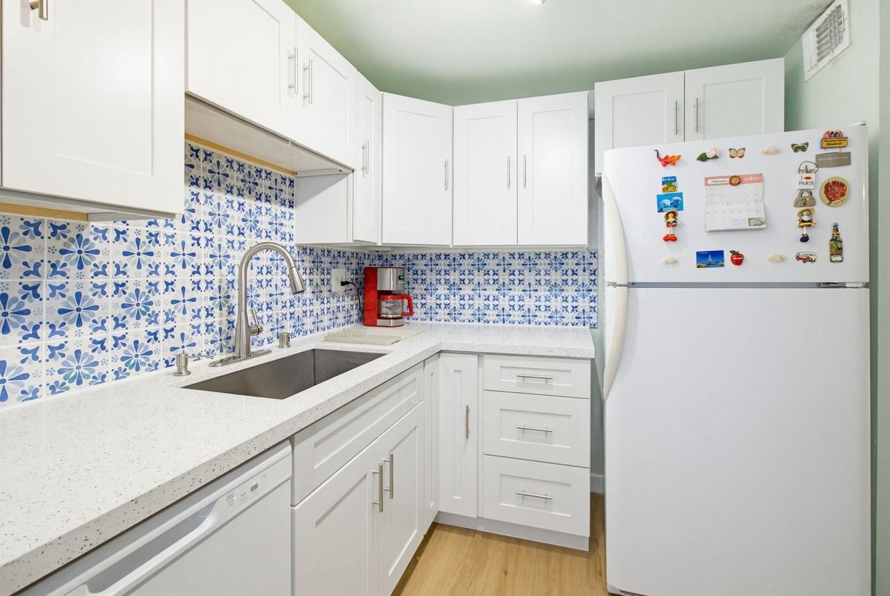 6512 Sw 112th Pl - Photo 5 of 27