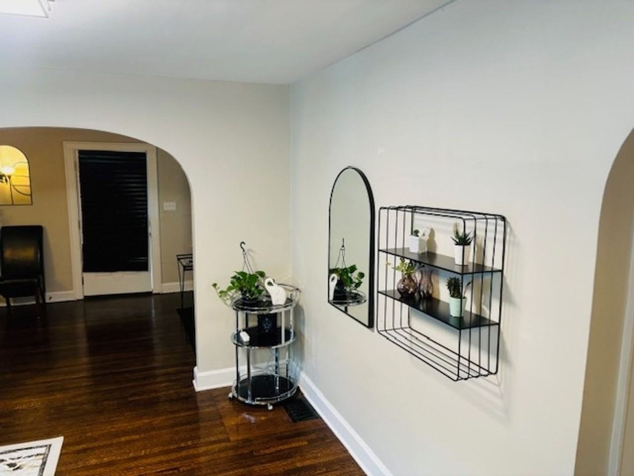 853 N Drexel Ave - Photo 5 of 13