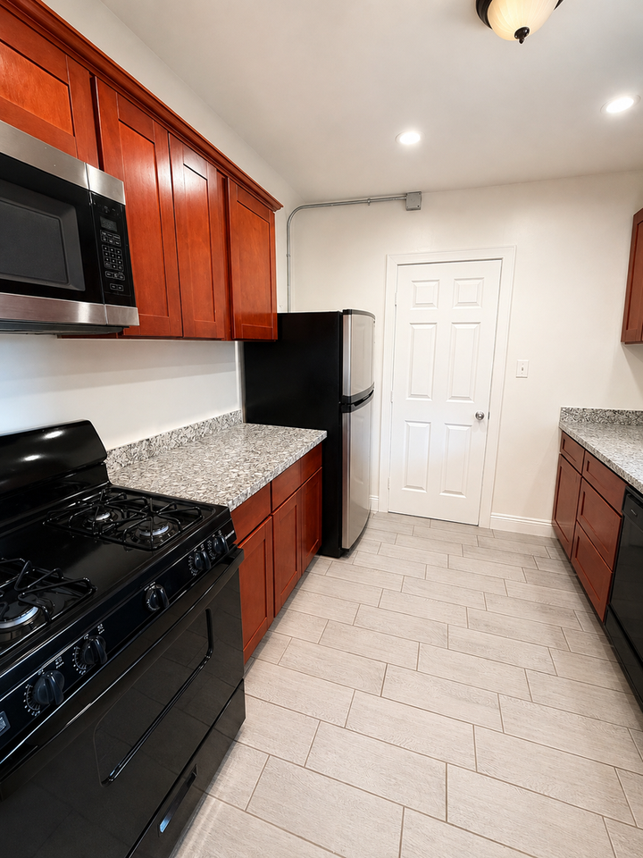540 El Camino Ave - Photo 7 of 22