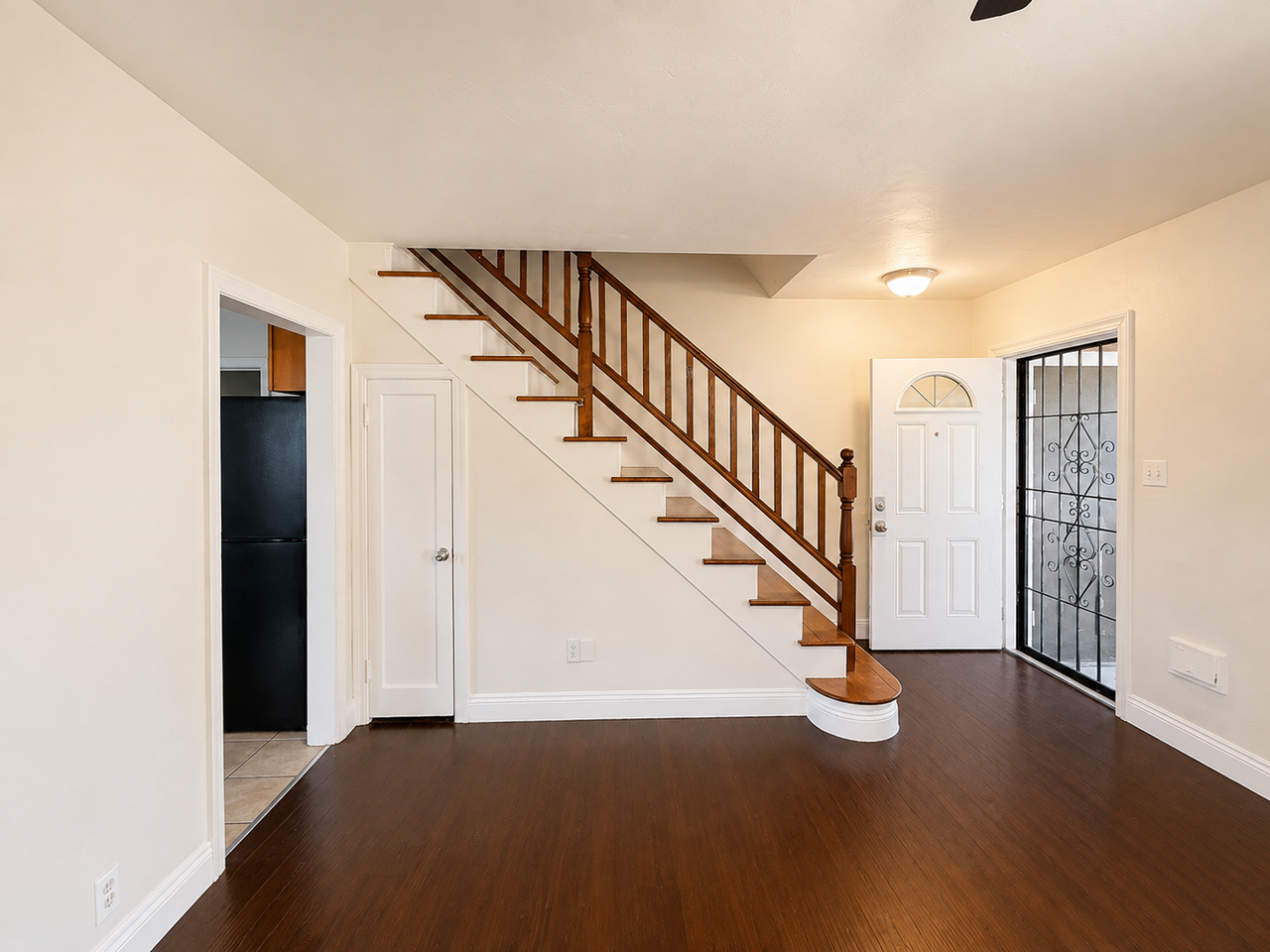 546 El Camino Ave - Photo 5 of 19