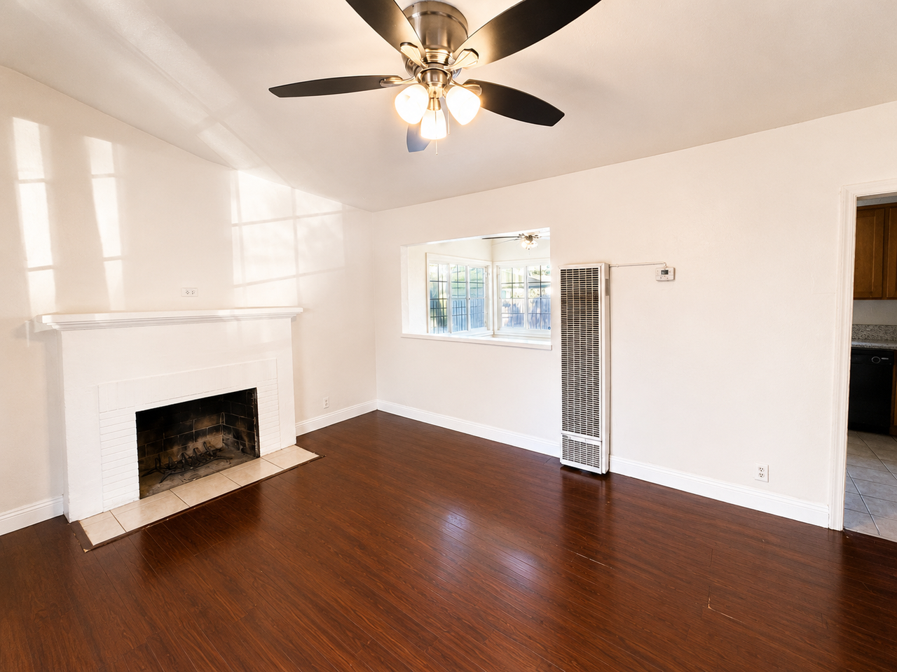 546 El Camino Ave - Photo 6 of 19